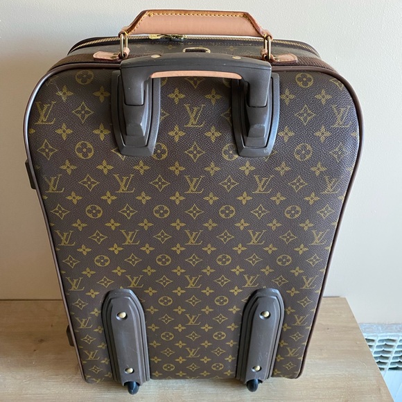 Authentic Louis Vuitton pegase 60 carry on monogram - Picture 7 of 8